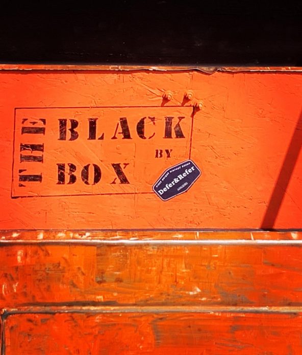Meuble "Orange Fridge" – Image 2